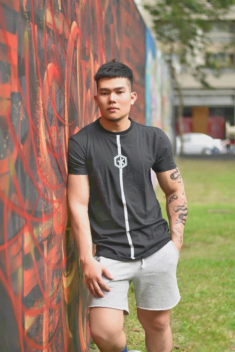 GK LONG TEE