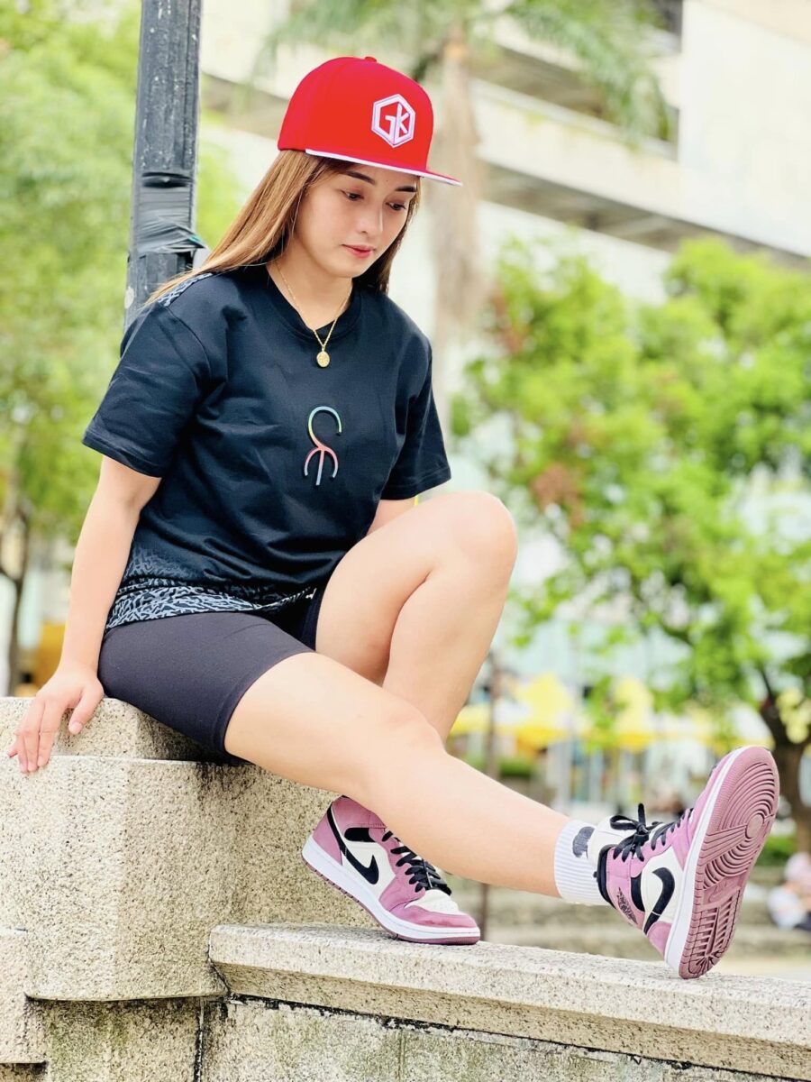 SIMPLE MINDSET FADED LONG TEE