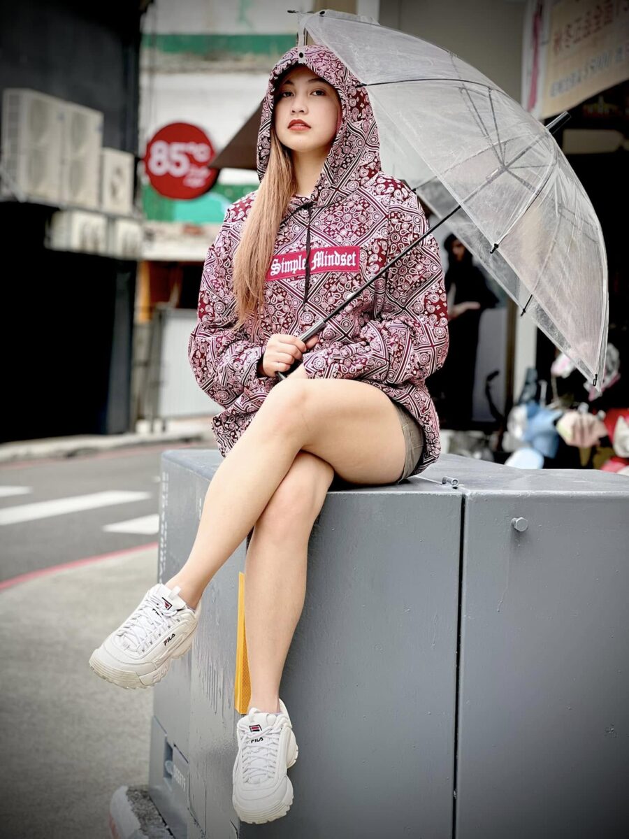 SIMPLE MINDSET BANDANA HOODIES