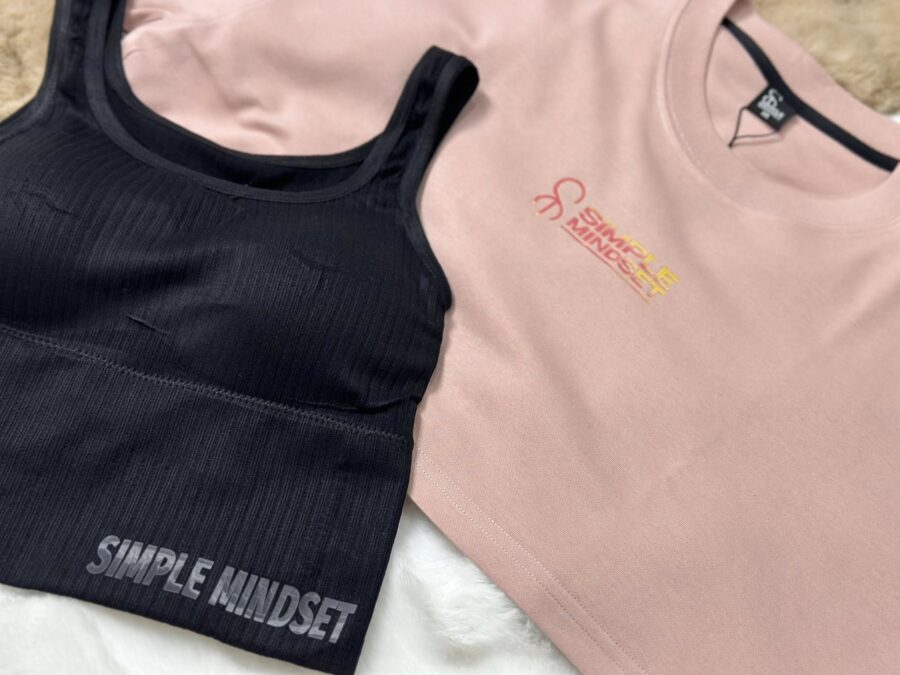 SIMPLE MINDSET 2 IN 1 CROPPED TOP