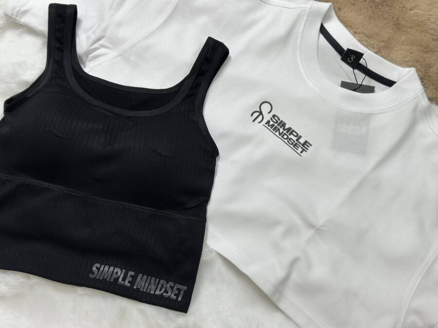 SIMPLE MINDSET 2 IN 1 CROPPED TOP