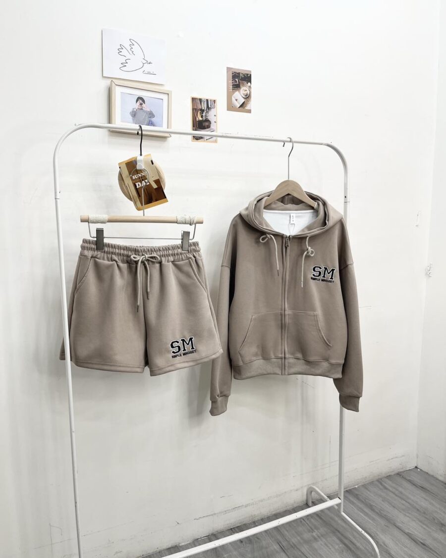 SIMPLE MINDSET JACKET+SHORTS